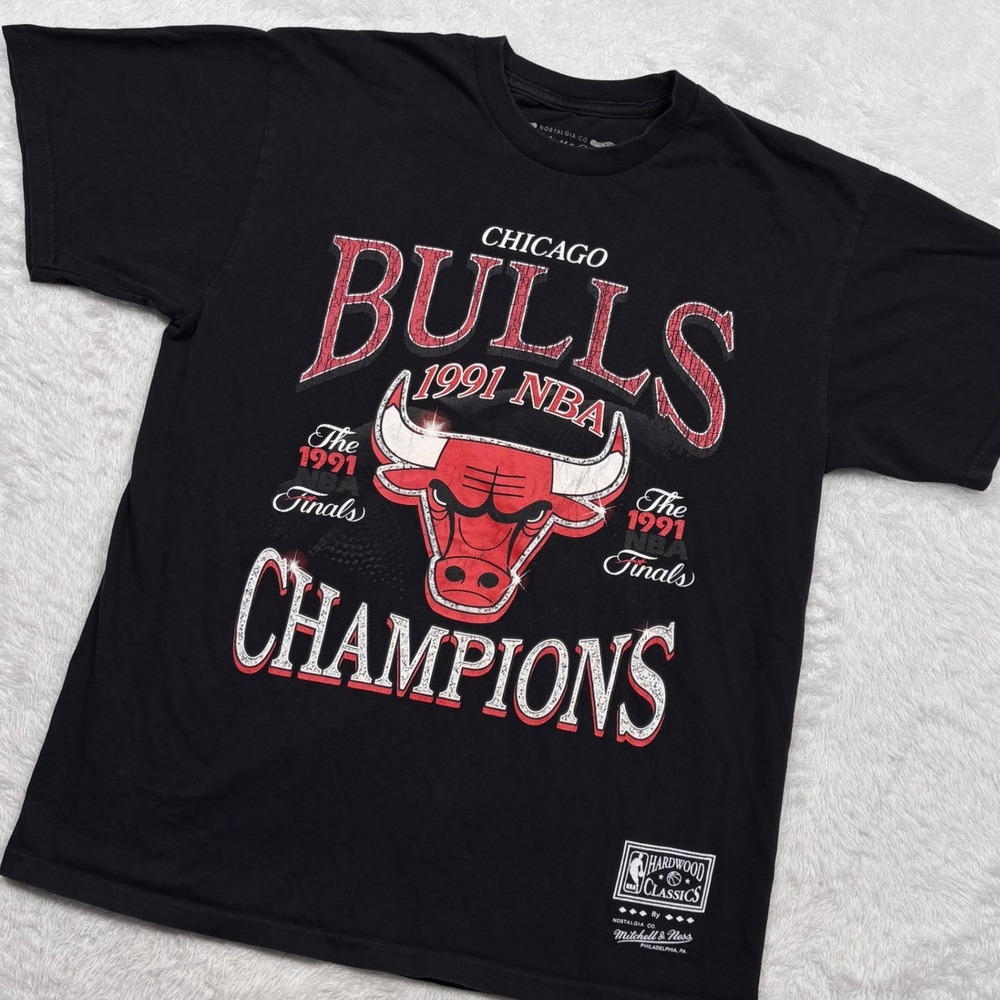 Mitchell Ness Chicago Bulls T-Shirt Men L (FIT S) Black 1991 NBA Champions Heavy